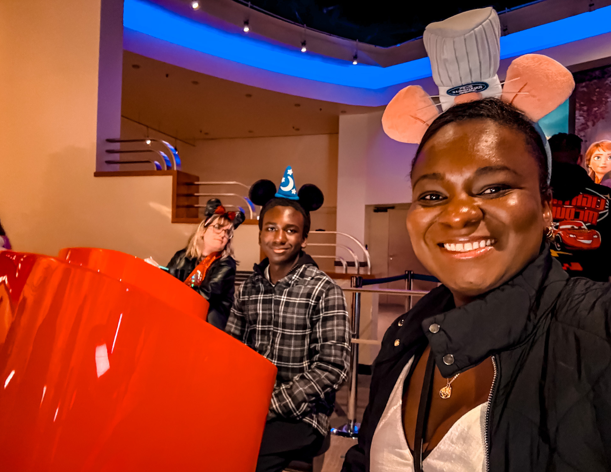Disneyland Paris Guide (24).png